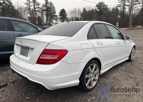 2014 Mercedes-Benz C-Class C 250 Sport из США, поврежденный, VIN WDDGF4HB9EA959141